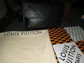 Genuine article, Exquisite Louis Vuitton sling bag