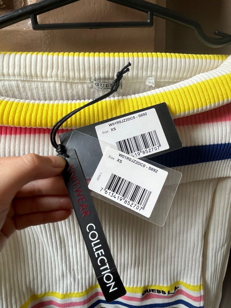 GUESS cropped-off shoulder top | Unused | Original (Category: Others Tops) located in Valenzuela. Submitted by keroppiverse (Listing ID 1246210191, Image 3). Description: Brand New - Unused Size: XS Pristine Condition .