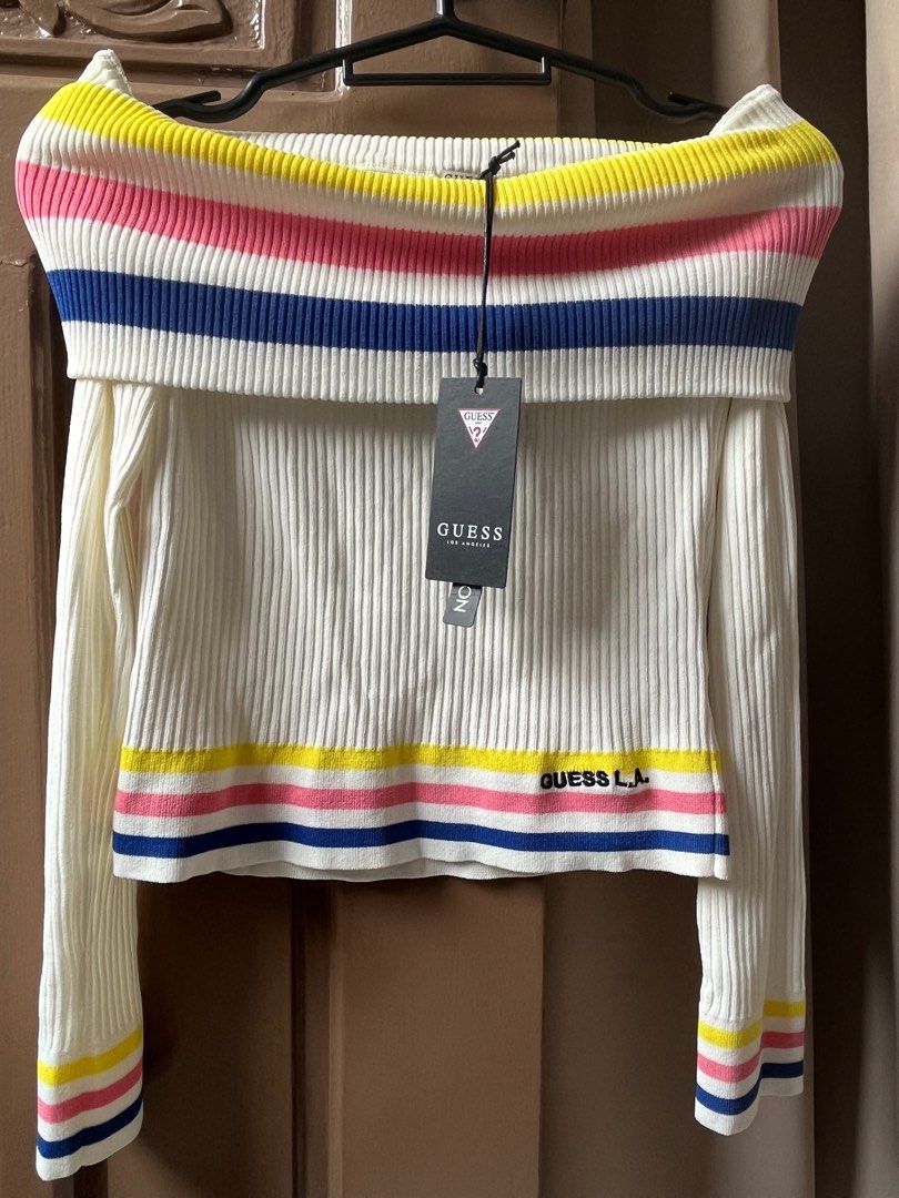 GUESS cropped-off shoulder top | Unused | Original (Category: Others Tops) located in Valenzuela. Submitted by keroppiverse (Listing ID 1246210191, Image 2). Description: Brand New - Unused Size: XS Pristine Condition .