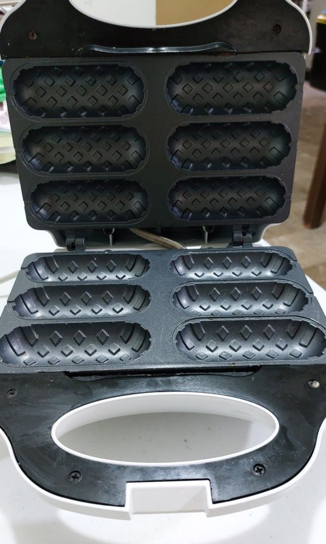 HANABISHI WAFFLE MAKER on Carousell