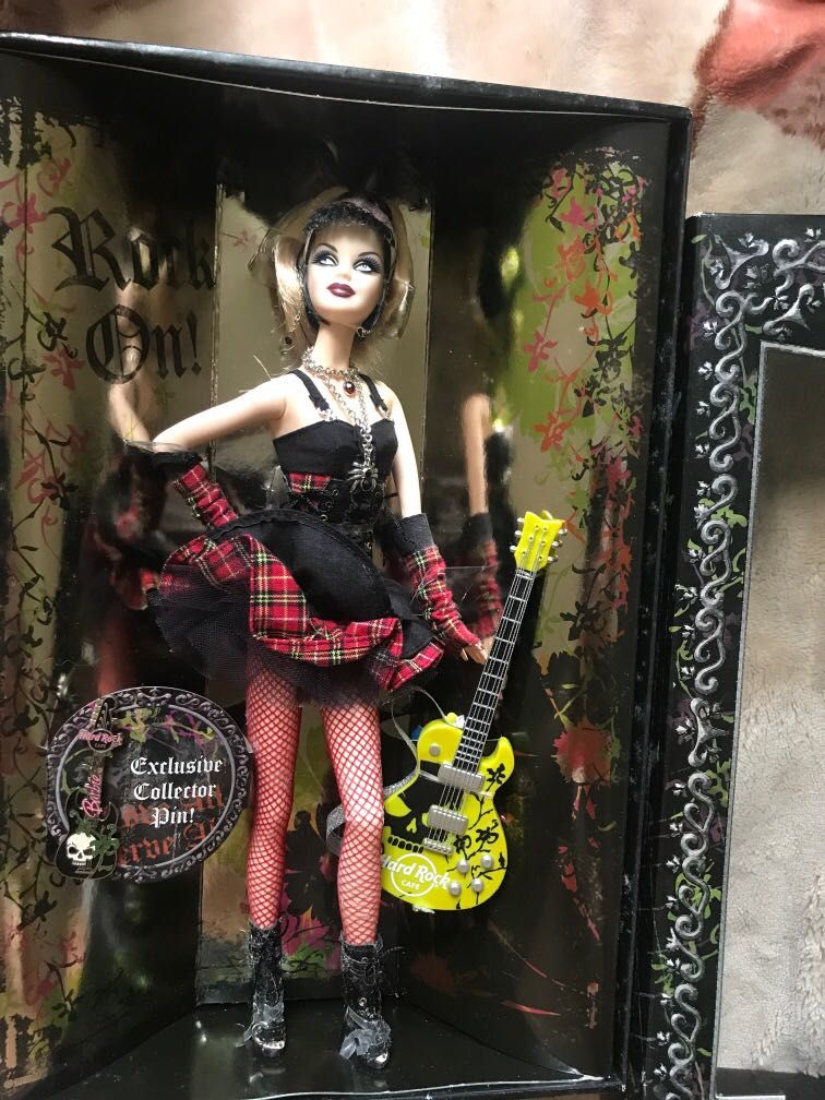 2008 Hard Rock Cafe Barbie (5), Hard Rock Cafe® Barbie® dol…