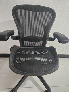 Herman Miller Aeron Chair size B 辦公室椅 office chair