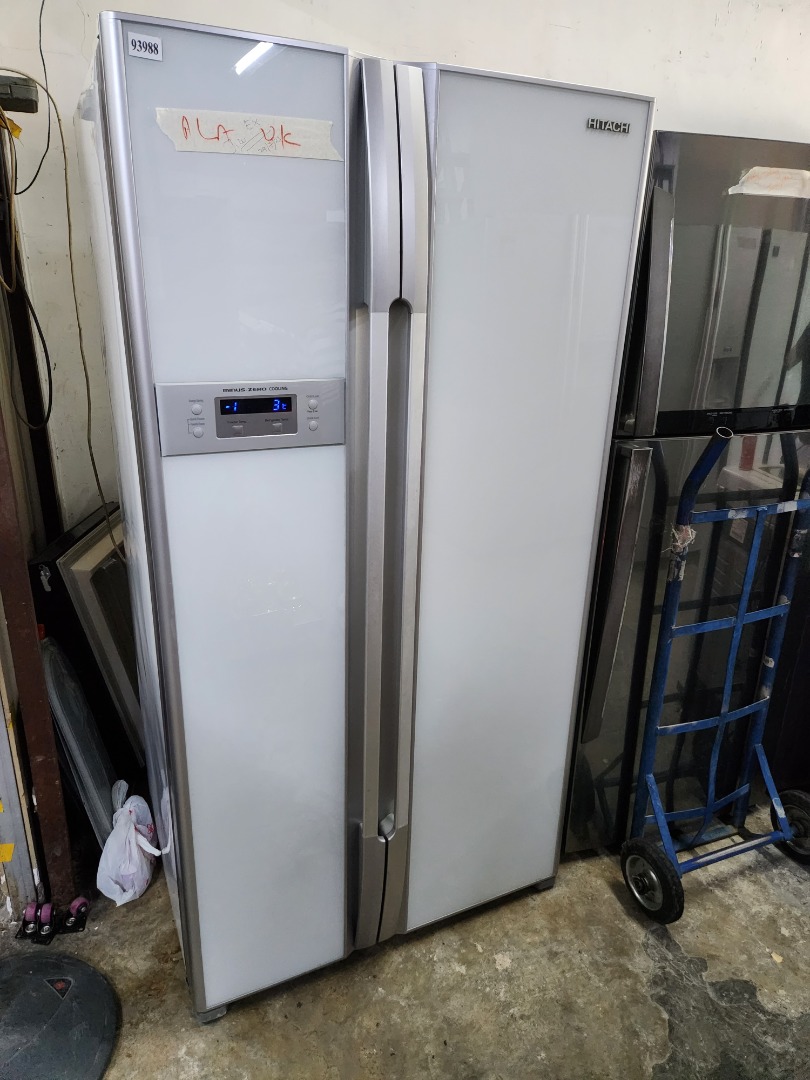 HITACHI Side by Side Fridge 605L RS700EMS, TV & Home Appliances