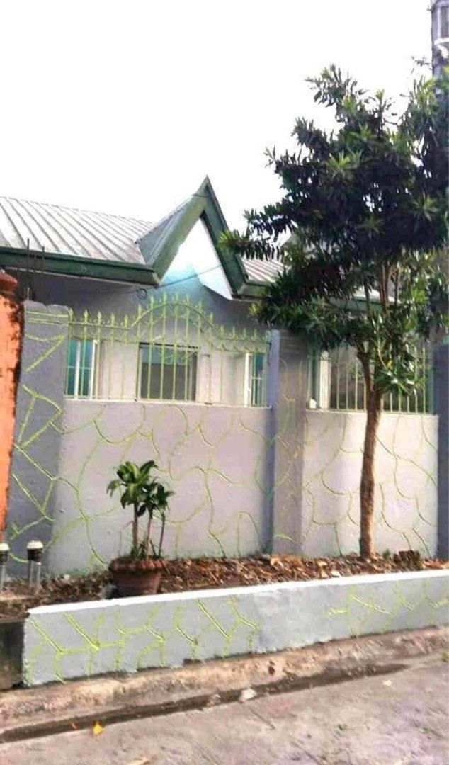 House & Lot (Mambog Cavite) (Category: House & Lot) located in Manila. Submitted by ms.trust (Listing ID 1246335697, Image 2). Description: House & Lot for sale!! Blck 3 lot 15 & 16 hauscon subdivision, mambog 4, bacoor cavite 82.50 sq.mtrs Malapit sa Jollibee, Total Gas Station, 678 Market, Hardwares. 2 bedroom with driveway 20mins drive cavitex going to manila. Bank financing and pag ibig loans accepted 2.3M No issue. Pm me! Thanks!.