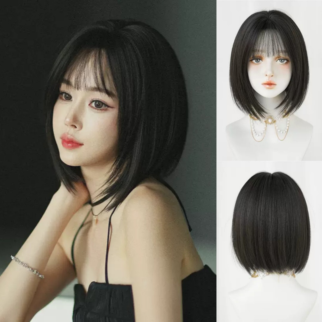 Asian Girl In Short Haircut Looking In The Mirror Background, Beauty Image  Young Man Hairdresser Girl High School Student Jk Salon Beauty Salon Hair  Beauty, Hd Photography Photo, Forehead Background Image And