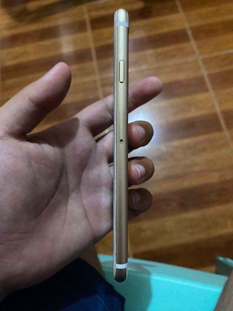 IPHONE 6 64gb (Category: iPhone 6 Series) located in Quezon City. Submitted by lmsaintz (Listing ID 1246243912, Image 3). Description: Iphone 6 minor issue 64gb.