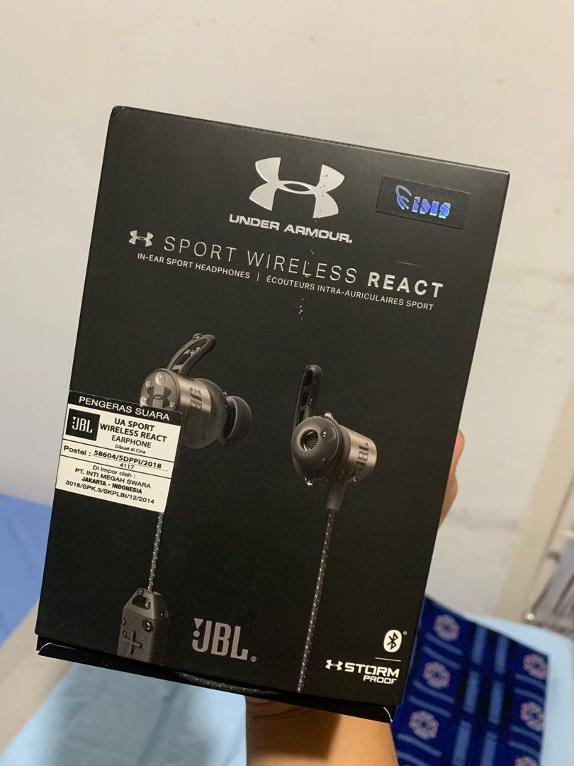 Bluetooth Earphones Ua Sport Wireless React Review Wireless