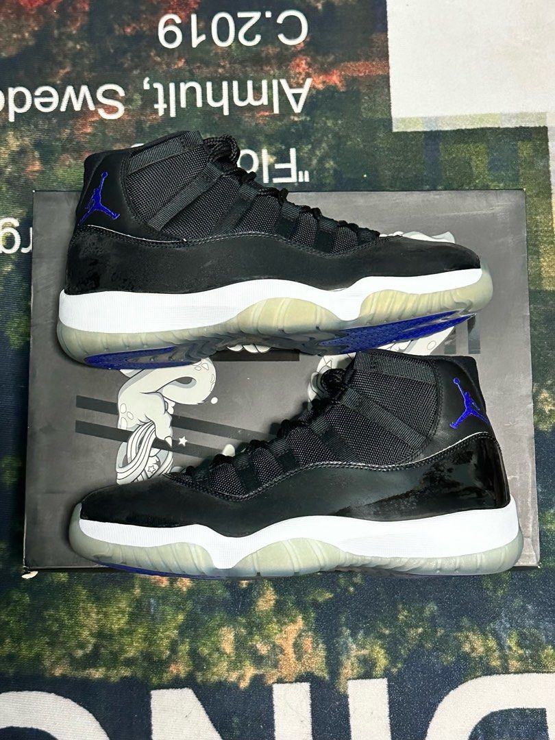 Nike air jordan deals 11 space jam 2016