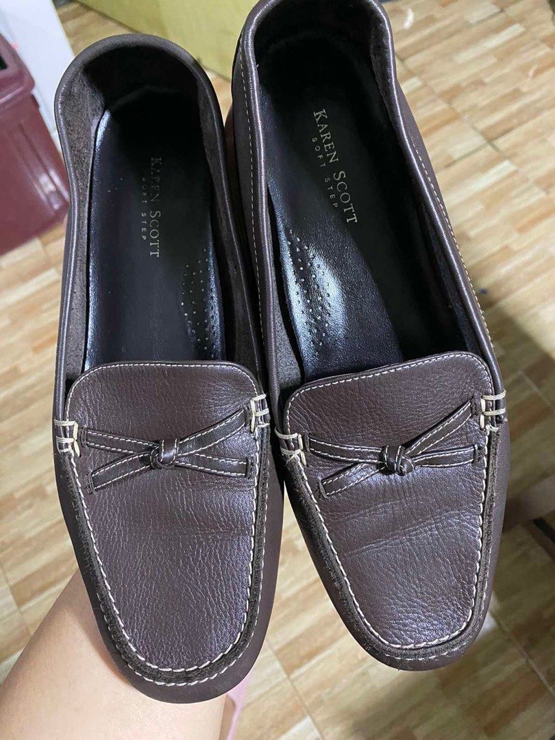 Karen Scott Wendy Loafers (Category: Loafers) located in Pasay City. Submitted by keepitluxe (Listing ID 1246334779, Image 2). Description: Like new Size 8.5 From US ⚠️Strictly NO CANCELLATION of order. ⚠️ No rush orders/ shipping ⚠️ Shipping fee will be shouldered by the buyer. ⚠️ Payment first policy. • Lalamove/Grab/Toktok/Mr.Speedy •Malolos: Toktok • Location: Pasay City & Malolos Color may appear lighter/darker in actual due to lighting. Ple