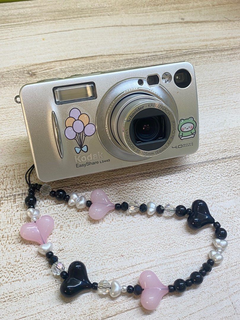Kodak Easyshare LS443 ccd with dock, Photography, Cameras on Carousell