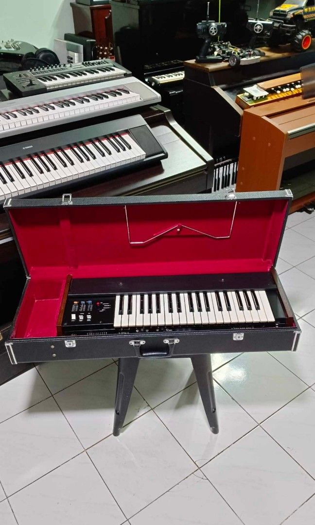 korg mini700s keyboard piano synthesizer (Category: Musical Instruments) located in Paranaque City. Submitted by tegtegs (Listing ID 1246324946, Image 1). Description: 🎇🎇🎇 Korg mini700s analog synthesizer With original hardcase 100volts with transformer With minimal scratches only 😍rare vintage(collectors item) 😍No issue sa performance,Ganda Ng tunog 👍Payment thru cash, bank transfer, gcash or in any remittance center 🚚We do shipping👍via 