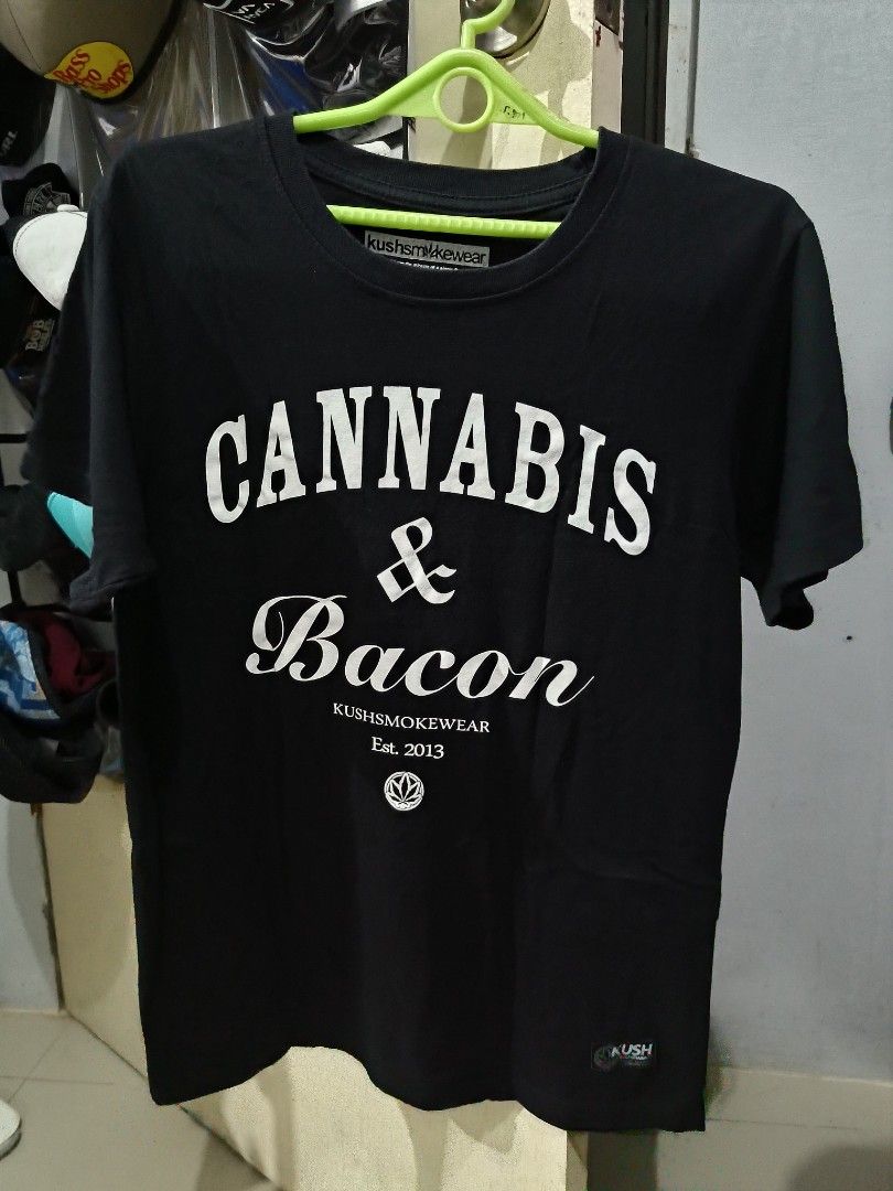 Kush og logo (Category: Tshirts & Polo Shirts ) located in Pasay City. Submitted by dready_zion (Listing ID 1246355721, Image 1). Description: kush og logo orig. sold legalize design✅ size small dime 18x27 200 each +ship aspack 350 jnt LALAMOVE MANILA paymenty1st good condition no issue dm dm.