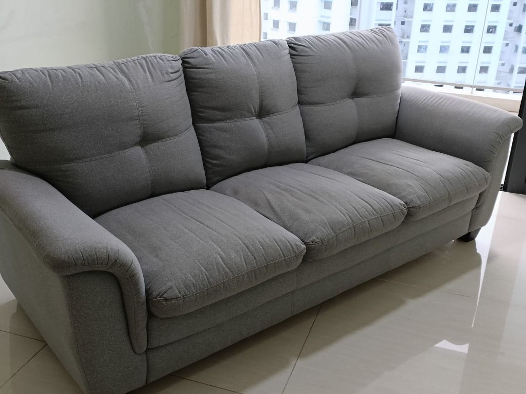Large sturdy 3seater sofa., Furniture & Home Living, Furniture, Sofas