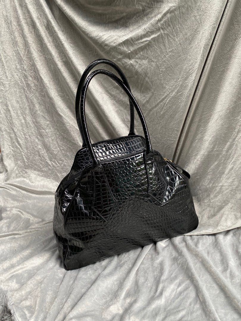 Vivienne westwood sales yasmine crocodile bag