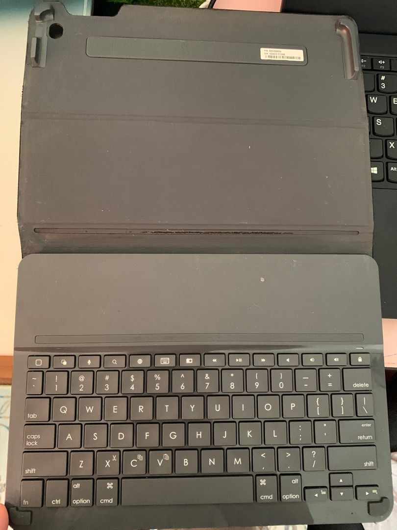 Logitech ipad keyboard, Mobile Phones & Gadgets, Mobile & Gadget