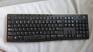 Logitech Wireless Keyboard64080847754115110