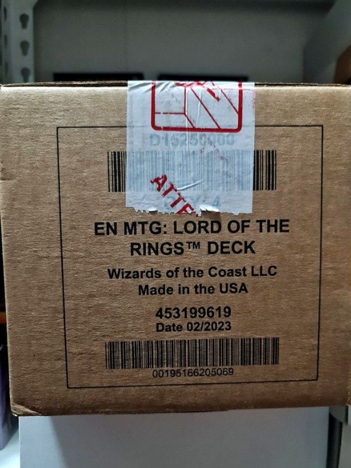 LOTR Commander Decks, Hobbies & Toys, Toys & Games on Carousell