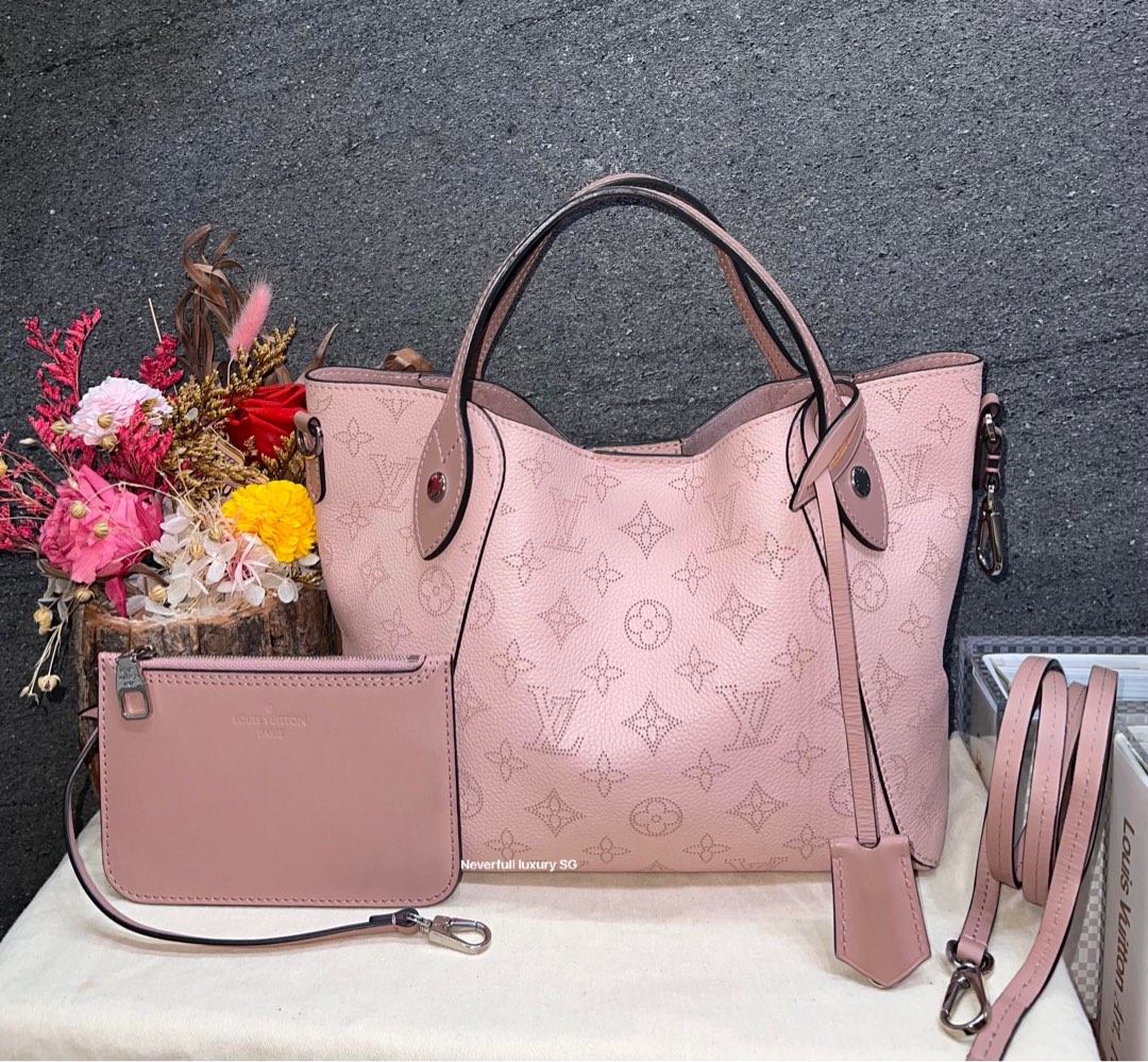 Hina leather handbag Louis Vuitton Pink in Leather - 32378249