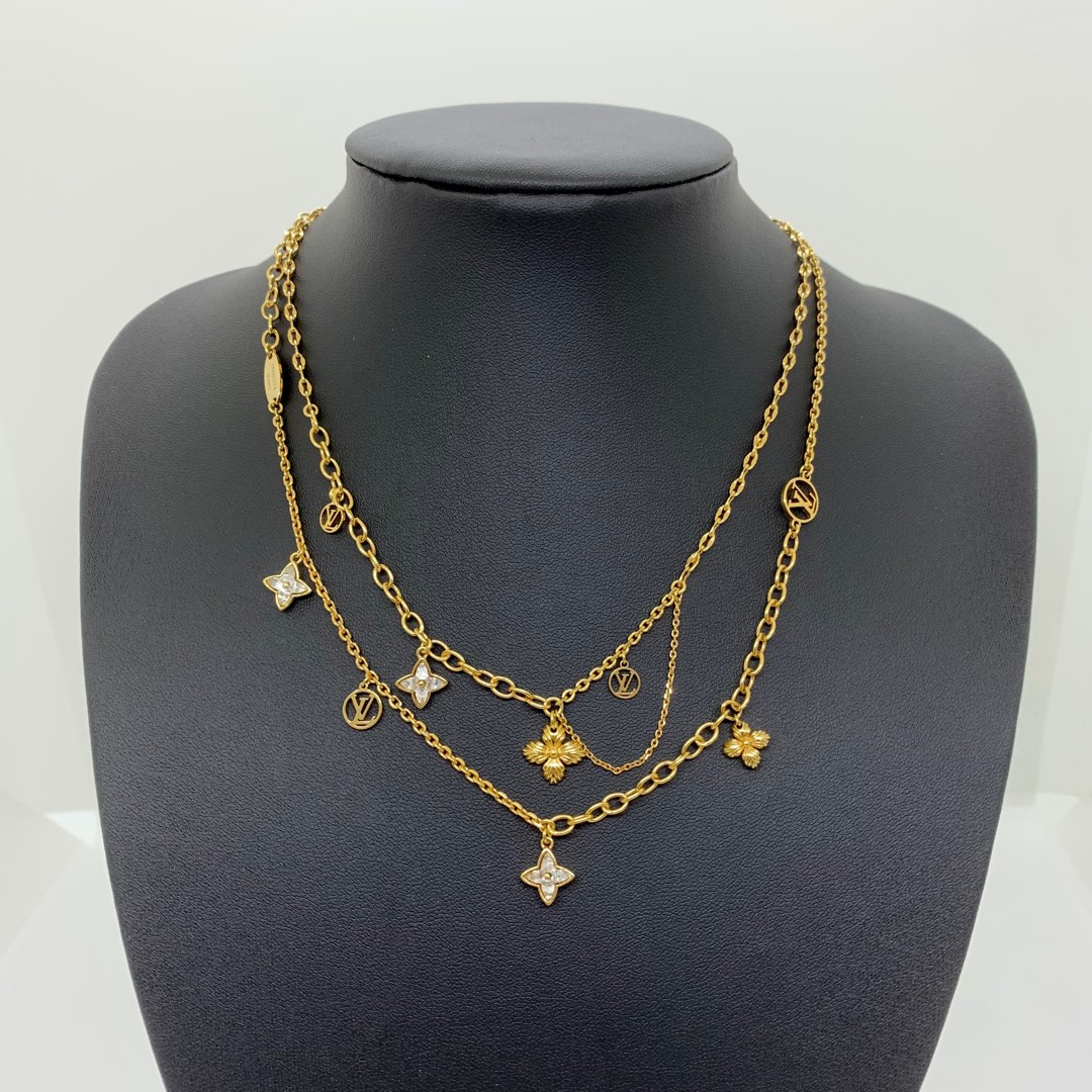 LOUIS VUITTON Metal Blooming Strass Necklace Gold 1238365