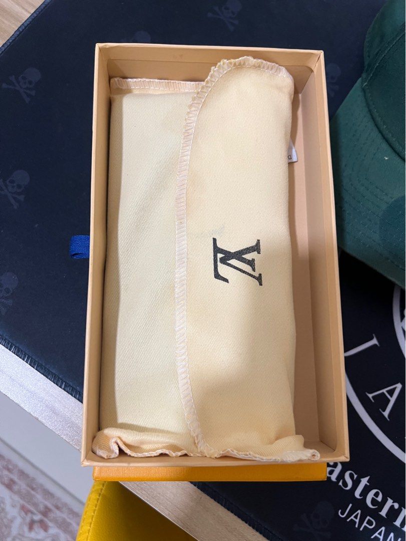 Louis Vuitton Palm tree brazza, Luxury, Bags & Wallets on Carousell