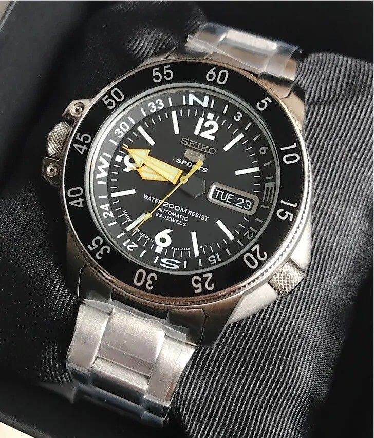 Lowest Price Seiko 5 Sports SKZ211 ATLAS LANDSHARK Men s Automatic Black Dial Stainless Steel Watch