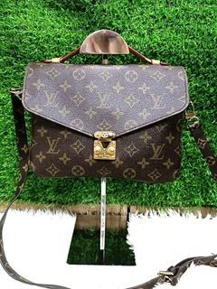 LV Karipap, Luxury, Bags & Wallets on Carousell
