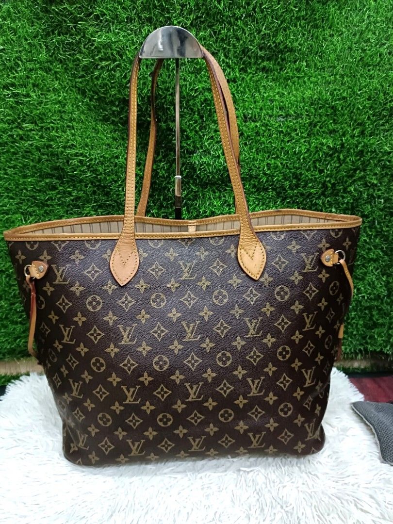 Authentic Neverfull MM in Monogram, Luxury, Bags & Wallets on Carousell