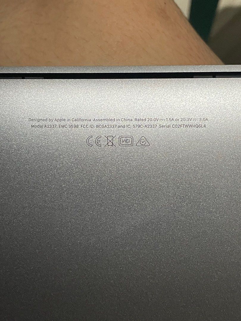 Macbook Air M1 2020 (Blank Screen) on Carousell