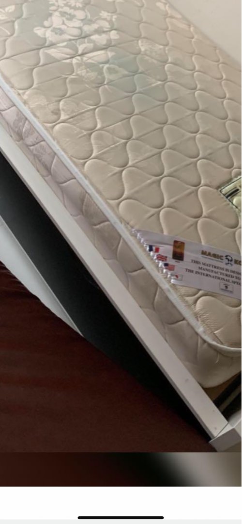 Magic koil mattress single like new, Furniture & Home Living, Furniture