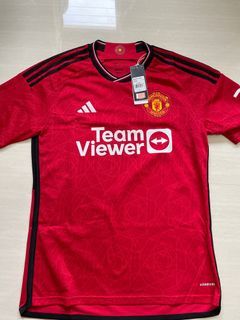 Manchester United retro jersey: leaked photos of 1999 remake