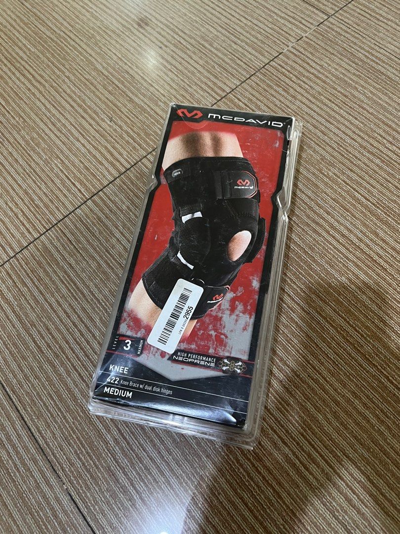 McDavid knee brace, Sports Equipment, Other Sports Equipment and