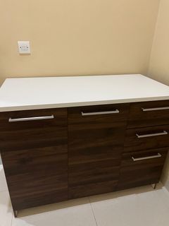 Meja kitchen