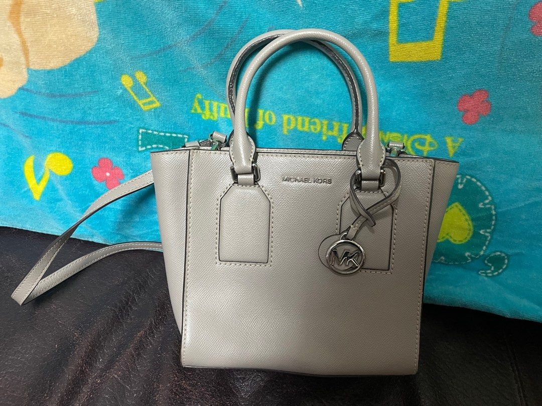 Michael kors selby sale crossgrain leather messenger