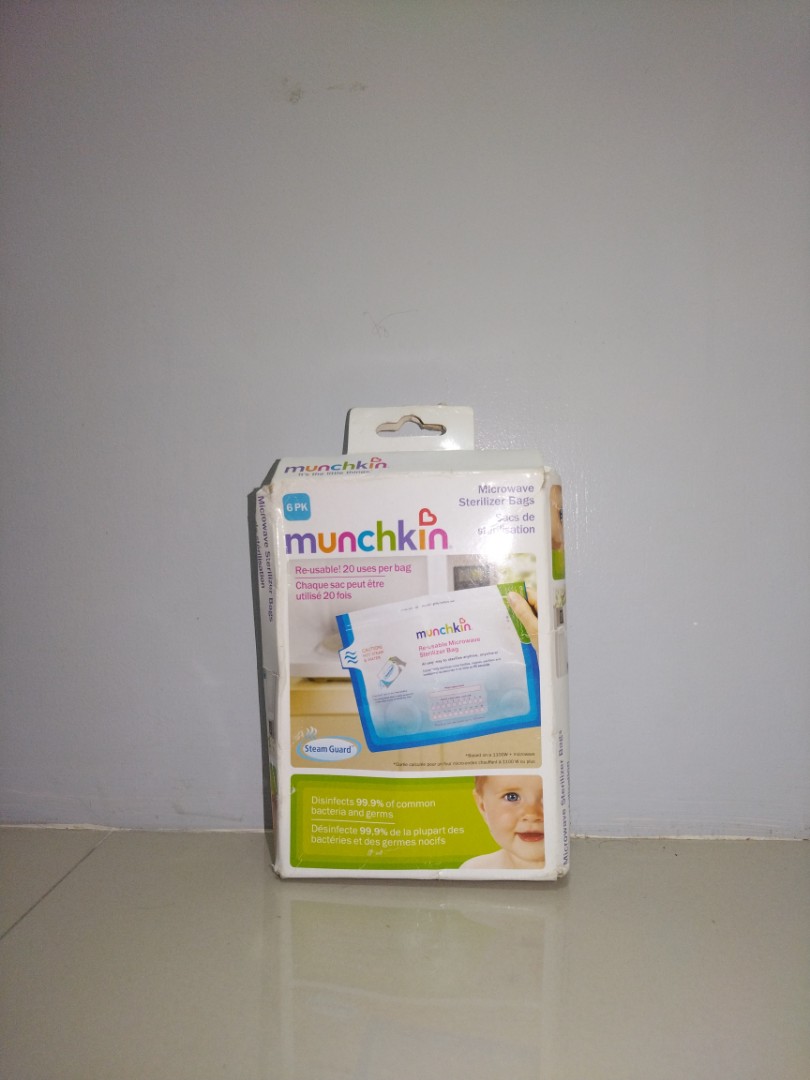 Munchkin Steam Guard Microwave Sterilizer