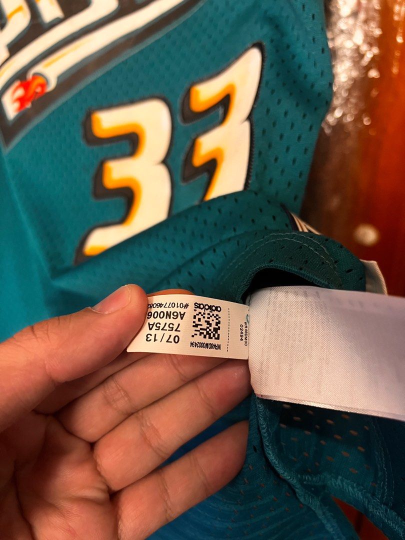 Adidas grant clearance hill jersey