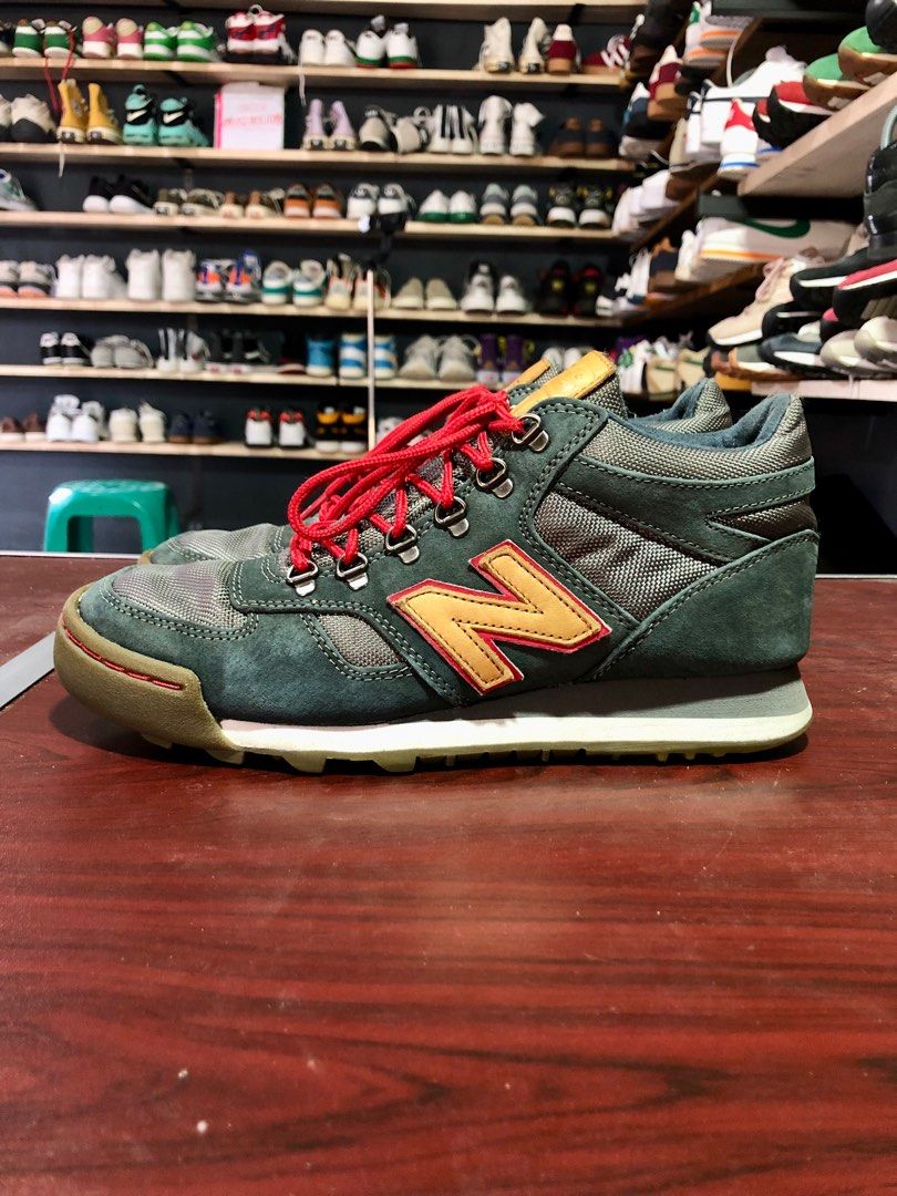 Sepatu new balance hiking clearance
