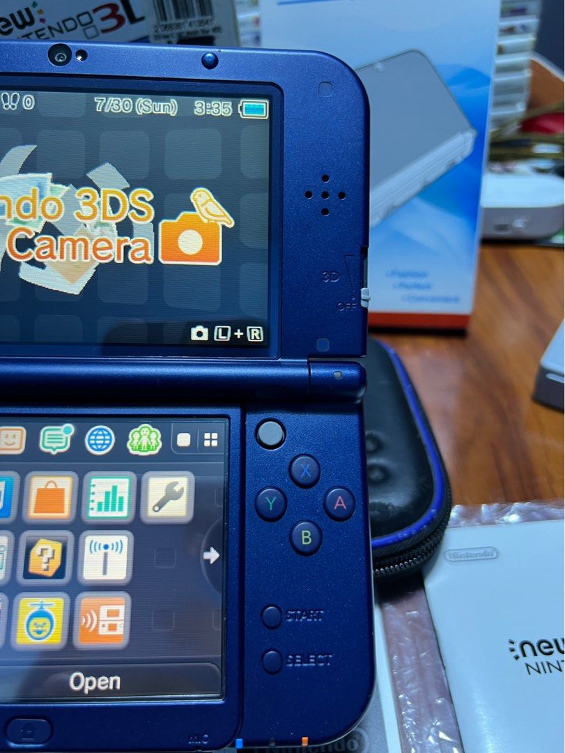 New Nintendo 3DS XL Metallic Blue (IPS Top Screen, Complete in Box, Non