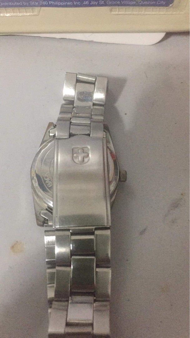 New swiss army (Category: Luxury Watches) located in Manila. Submitted by jaj1122 (Listing ID 1246311121, Image 3). Description: Preloved Free to offer No battery.