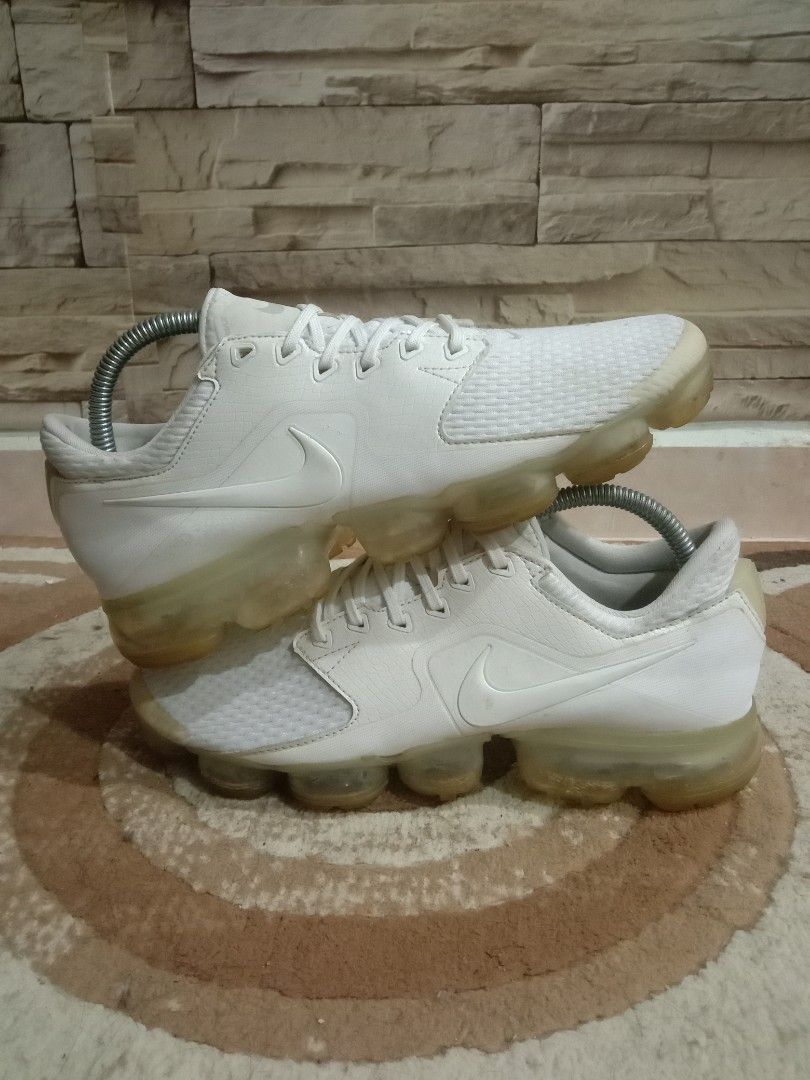 NIKE AIR VAPORMAX CS WHITE GUM 7.5UK