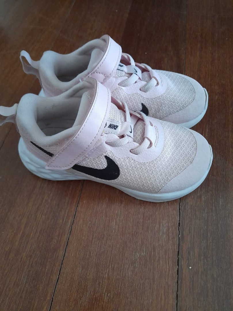 childrens nike shox shoes