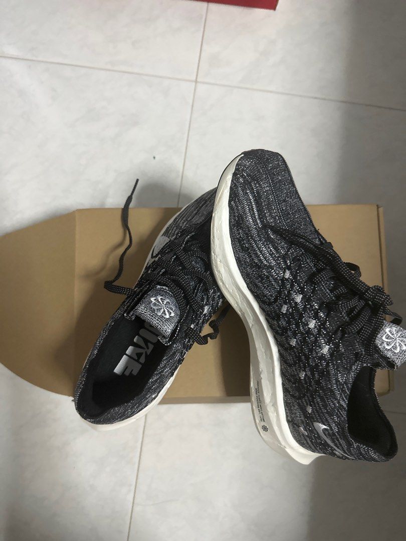 Nike 27 boost top