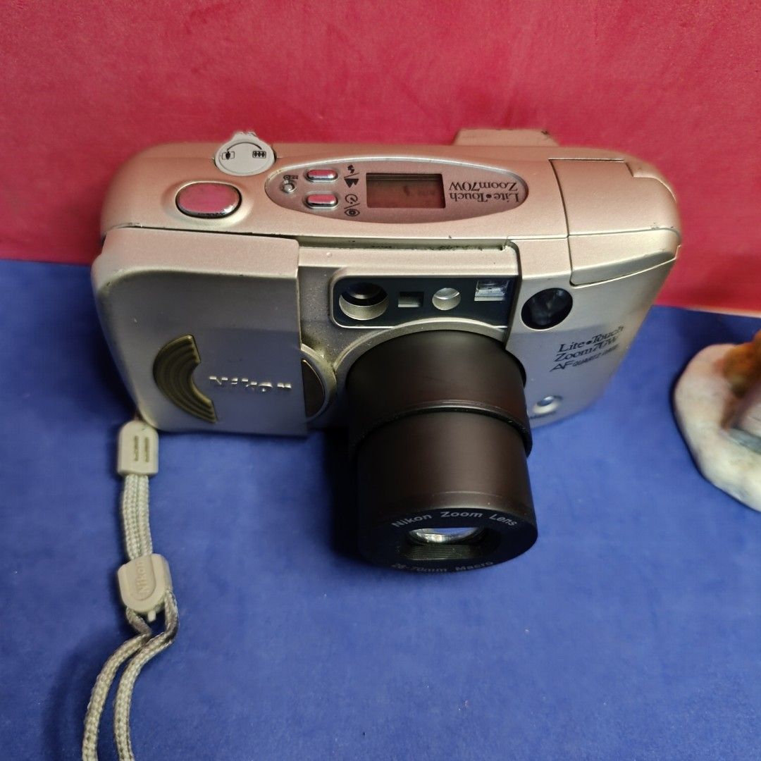 NIKON Lite Touch Zoom 70W AF Quartz Date Film Camera, Photography