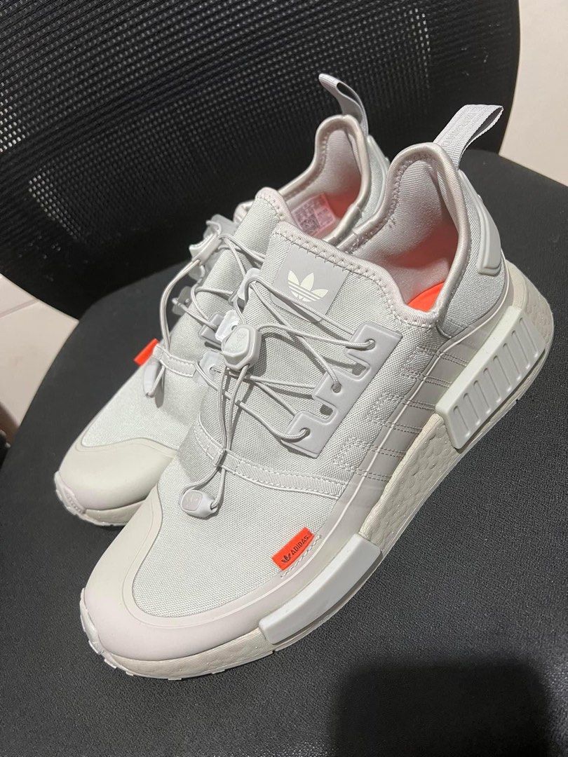Nike r1 218 top