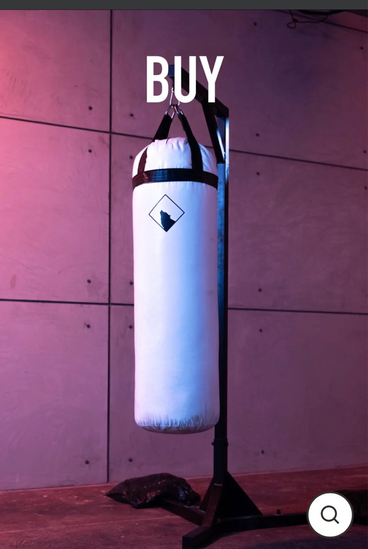 Official CruBox refurbished boxing bag and stand, Sports Equipment