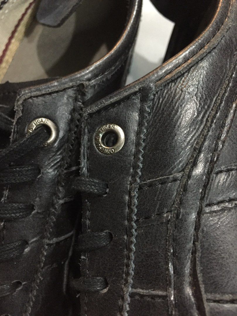 onitsuka tiger triple black