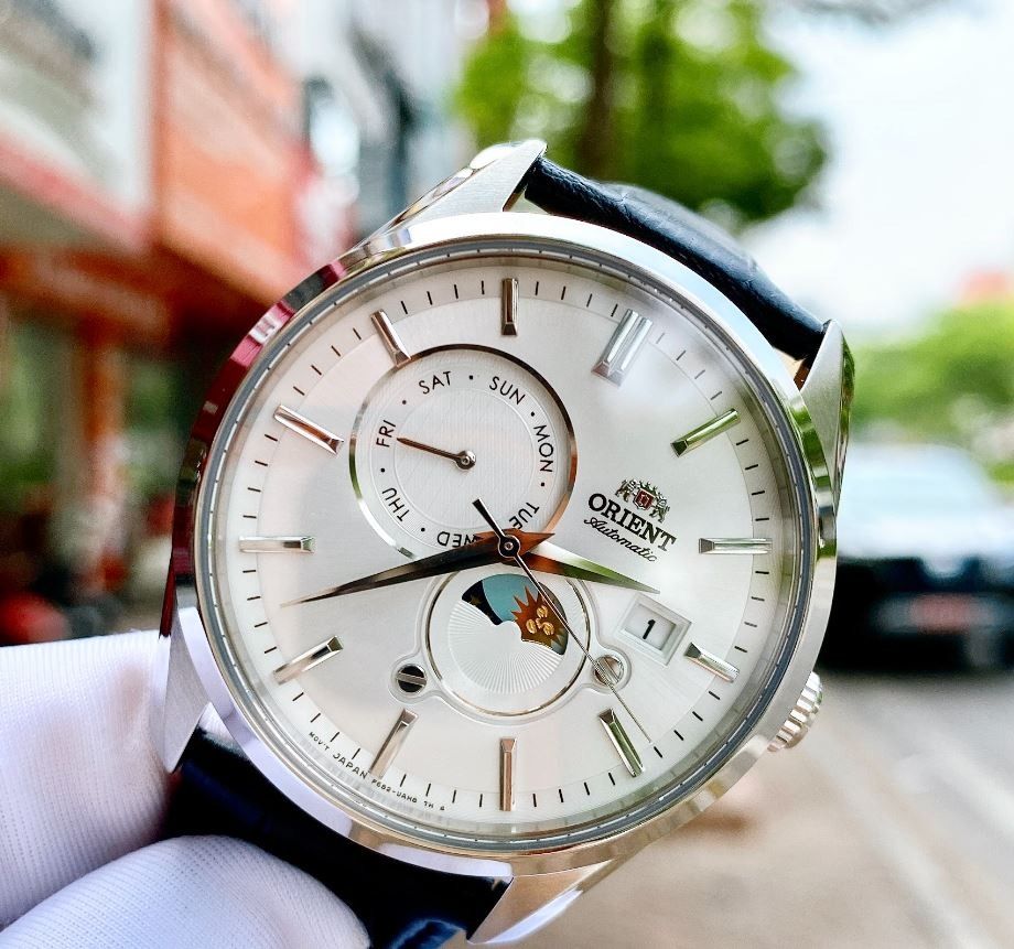 Orient sun and moon store v5
