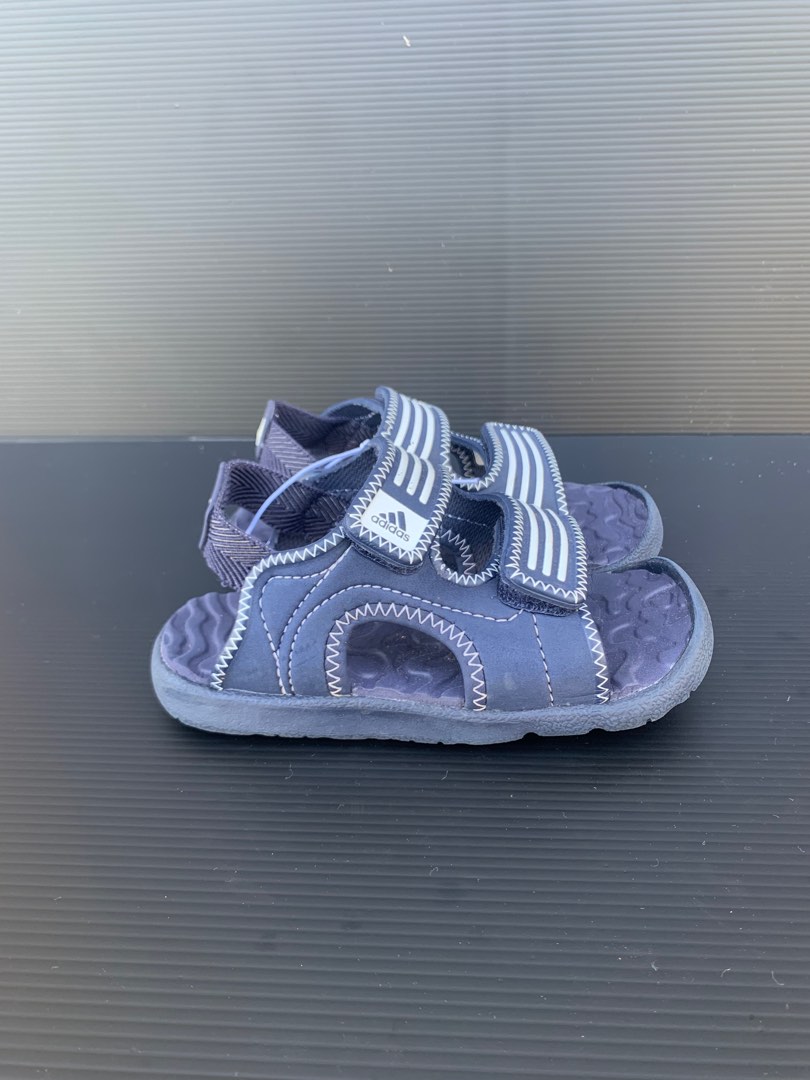Adidas on sale baby slippers