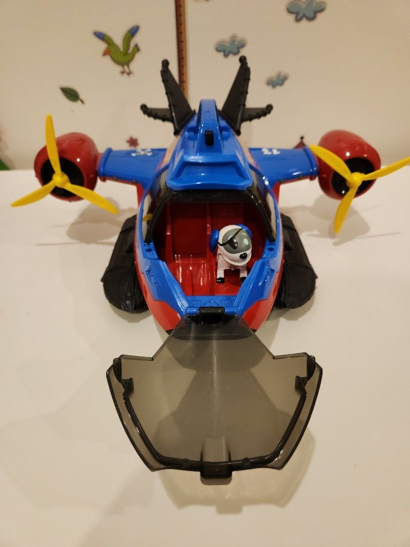 Pirate air patroller outlet