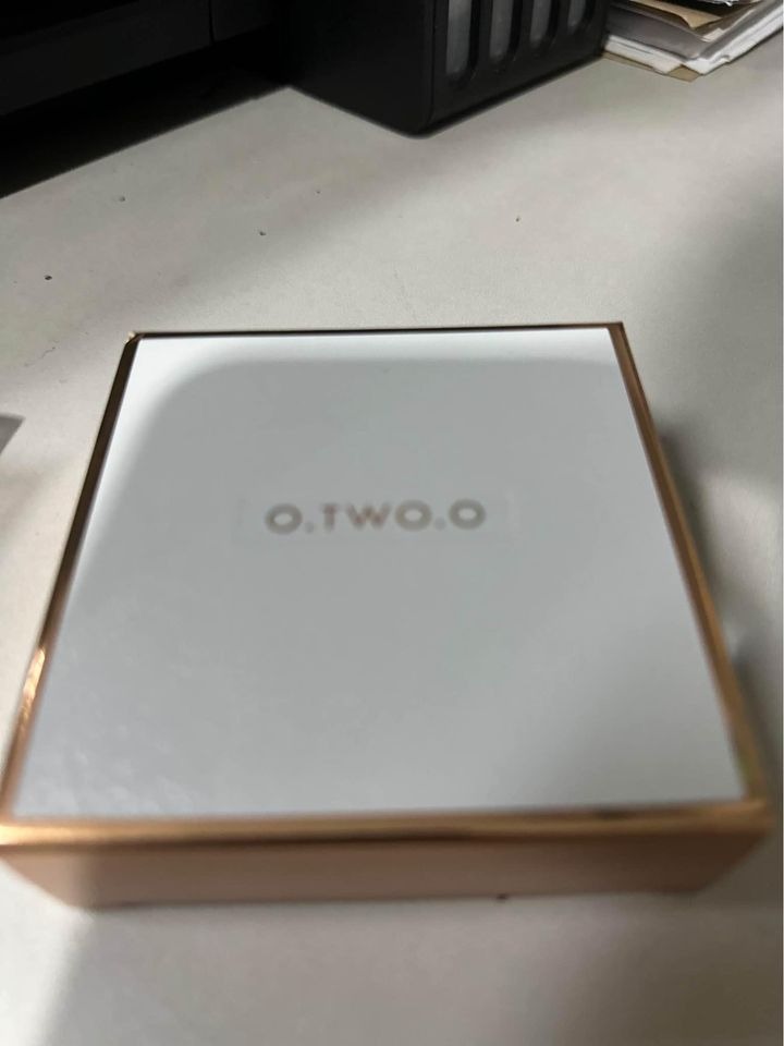 o-two-o-powder-foundation-on-carousell