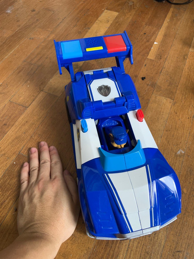 Paw Patrol & Friends Chase 2in1 Transforming Movie City Cruiser Toy